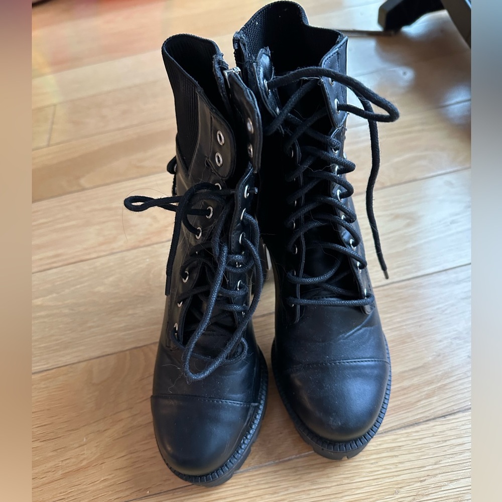 Charles David Combat Platform Boots, Like New, Si… - image 1